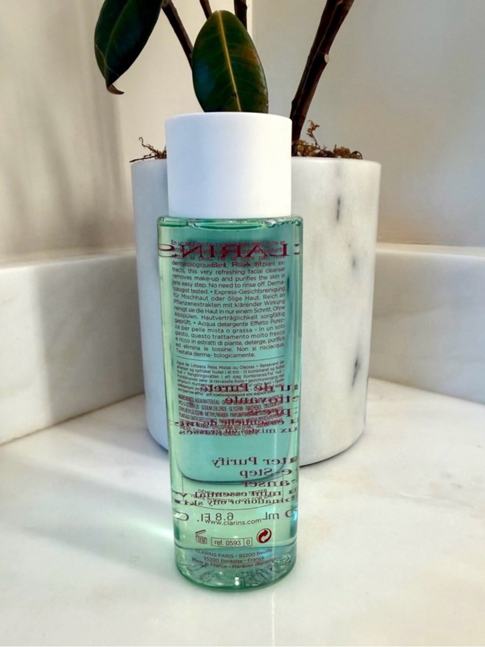Clarins Water Purify One Step Cleanser with Mint for Combination to Oily Skin - Picture 2 of 2